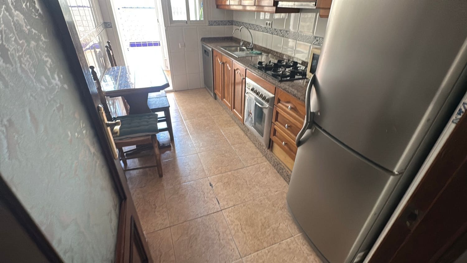 3 Zimmer Apartment zu vermieten in Almoradi mit Garage - 700 € (Ref: 9560873)