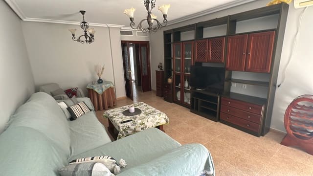 3 Zimmer Apartment zu vermieten in Almoradí mit Garage - 700 € (Ref: 9560873)