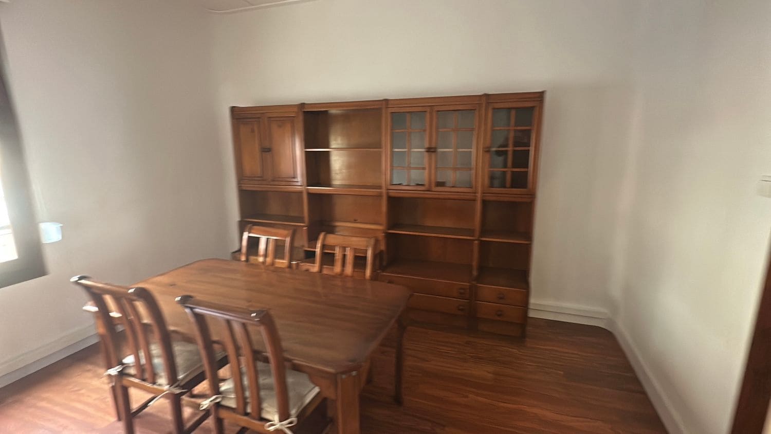 5 bedroom Apartment for rent in Almoradi with garage - € 700 (Ref: 9564288)