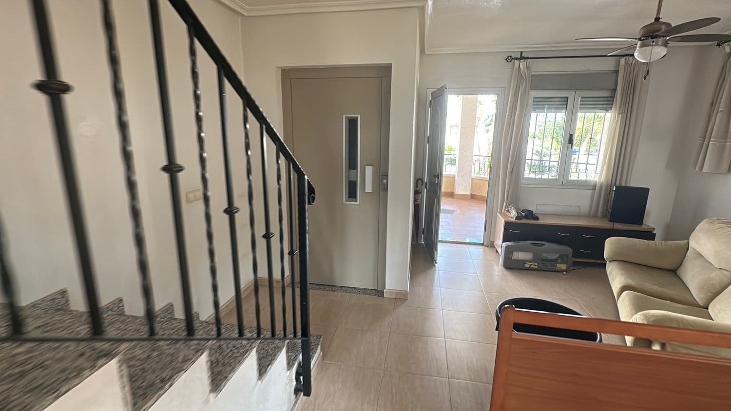 3 bedroom Townhouse for rent in Daya Nueva with garage - € 1,200 (Ref: 9564289)