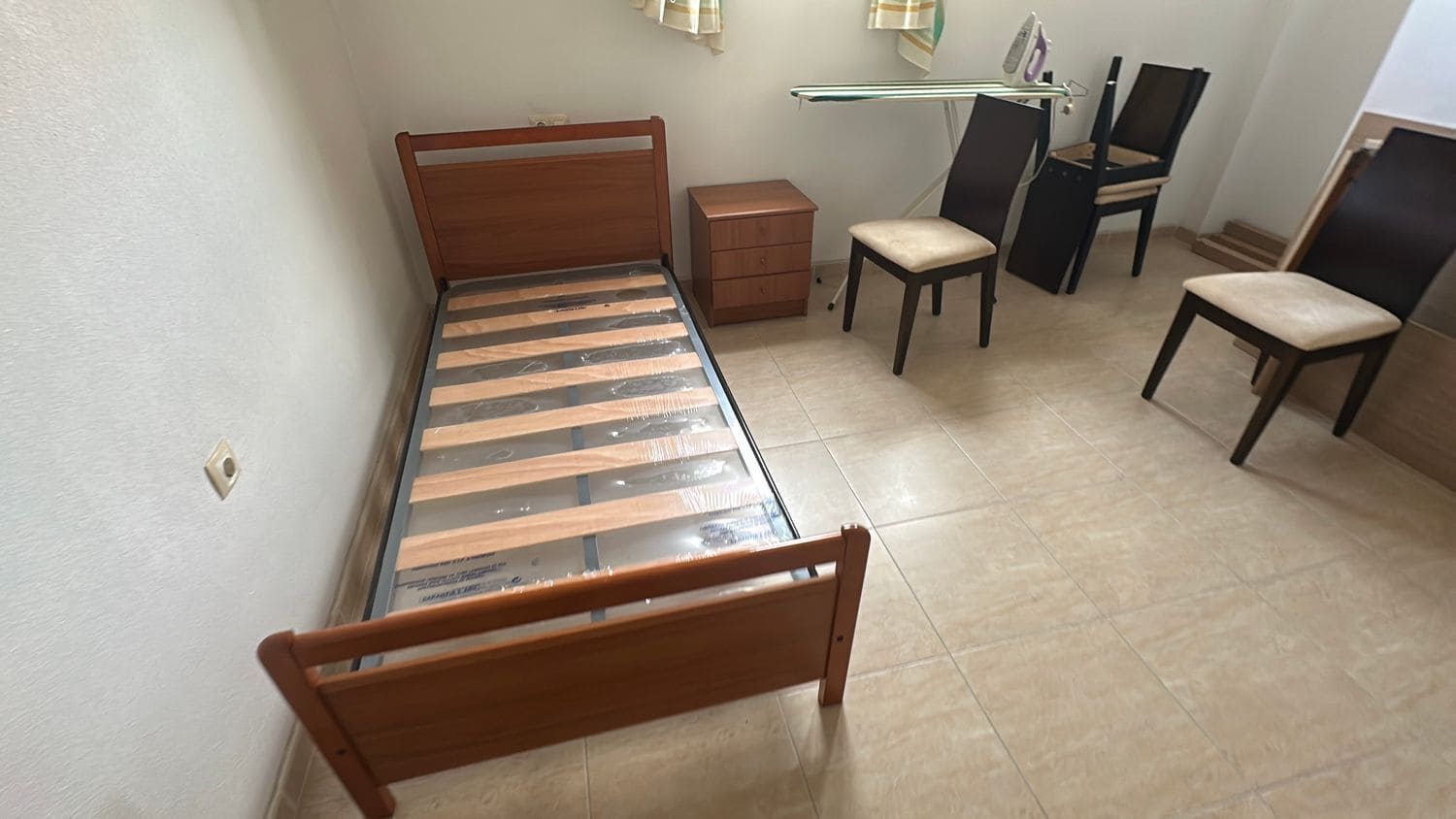 3 bedroom Townhouse for rent in Daya Nueva with garage - € 1,200 (Ref: 9564289)