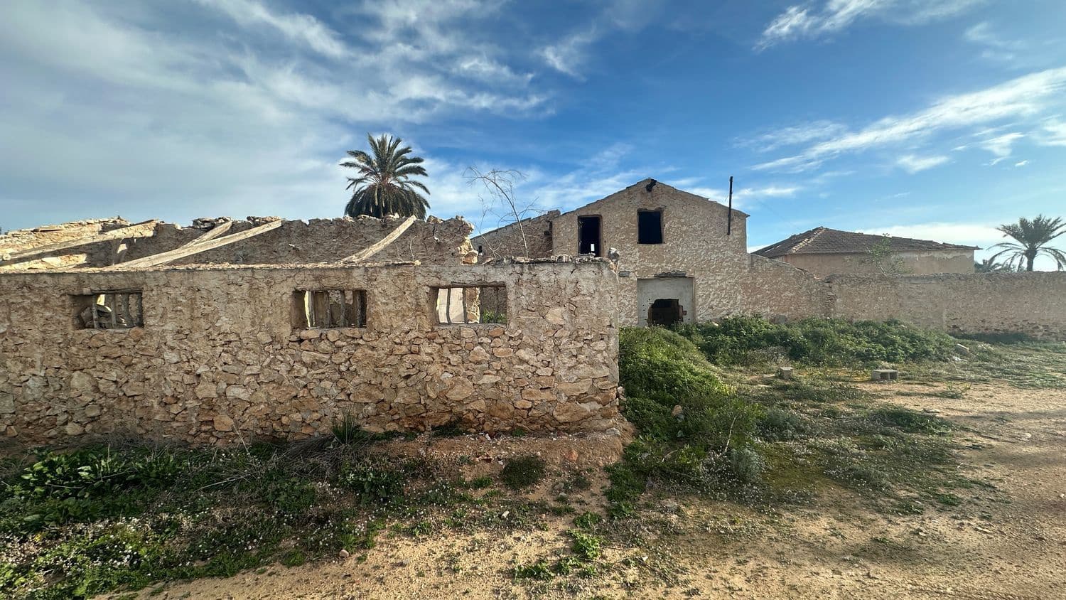 Finca/Herregård til salgs i Ciudad Quesada med garasje - € 265 000 (Ref: 9567979)