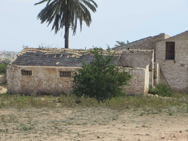 Finca/Landhuis te koop in Ciudad Quesada, Rojales met garage - € 265.000 (Ref: 9567979)