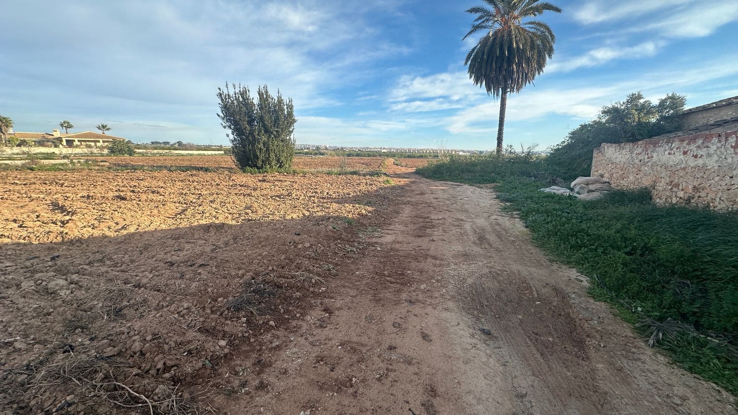 Finca/Herregård til salgs i Ciudad Quesada med garasje - € 265 000 (Ref: 9567979)