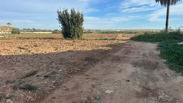 Finca/Landhuis te koop in Ciudad Quesada, Rojales met garage - € 265.000 (Ref: 9567979)