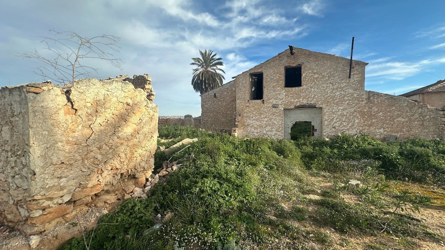 Finca/Herregård til salgs i Ciudad Quesada med garasje - € 265 000 (Ref: 9567979)