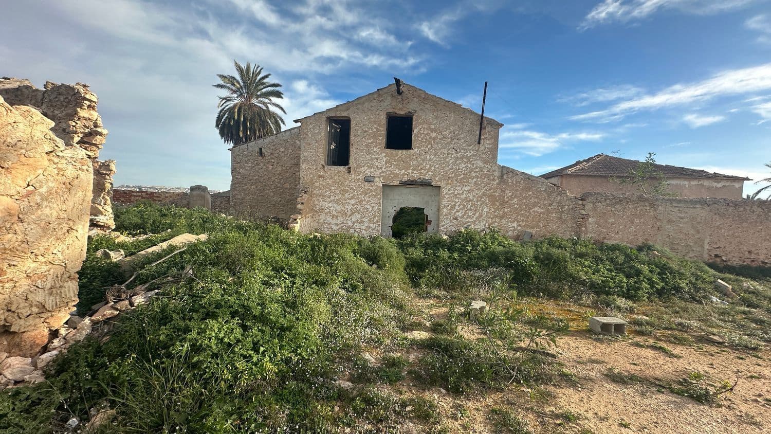 Finca/Herregård til salgs i Ciudad Quesada med garasje - € 265 000 (Ref: 9567979)