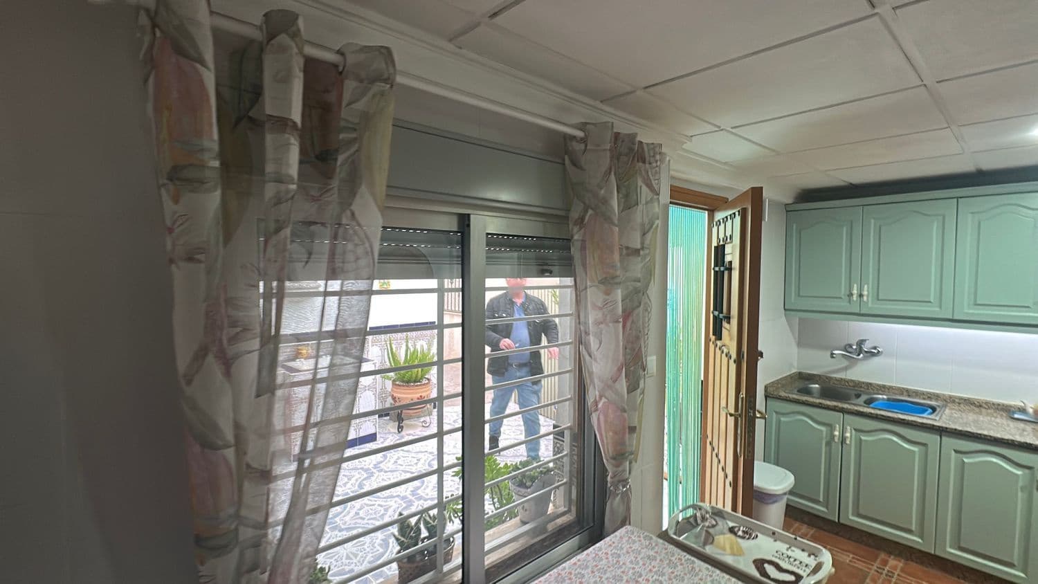 Casa de 3 habitaciones en Orihuela en venta con garaje - 159.900 € (Ref: 9590457)