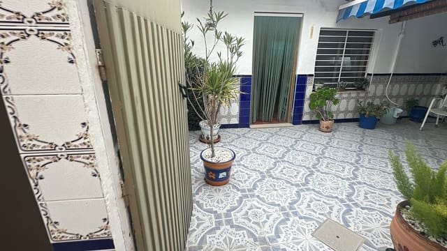 Casa de 3 habitaciones en Molins - Campaneta - San Bartolomé, Orihuela en venta con garaje - 159.900 € (Ref: 9590457)