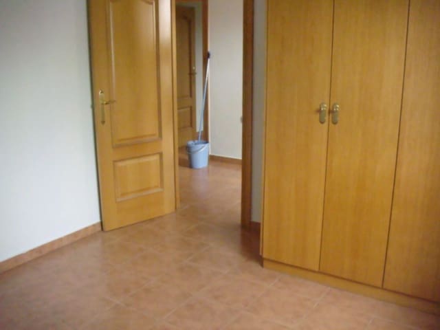 2 soverom Hus til salgs i Molins - Campaneta - San Bartolomé, Orihuela med garasje - € 145 000 (Ref: 9624218)