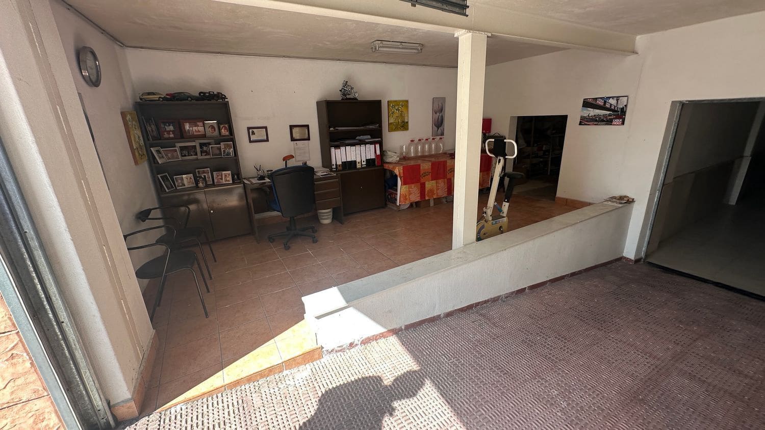 5 bedroom Townhouse for sale in Formentera del Segura with garage - € 377,500 (Ref: 9676720)