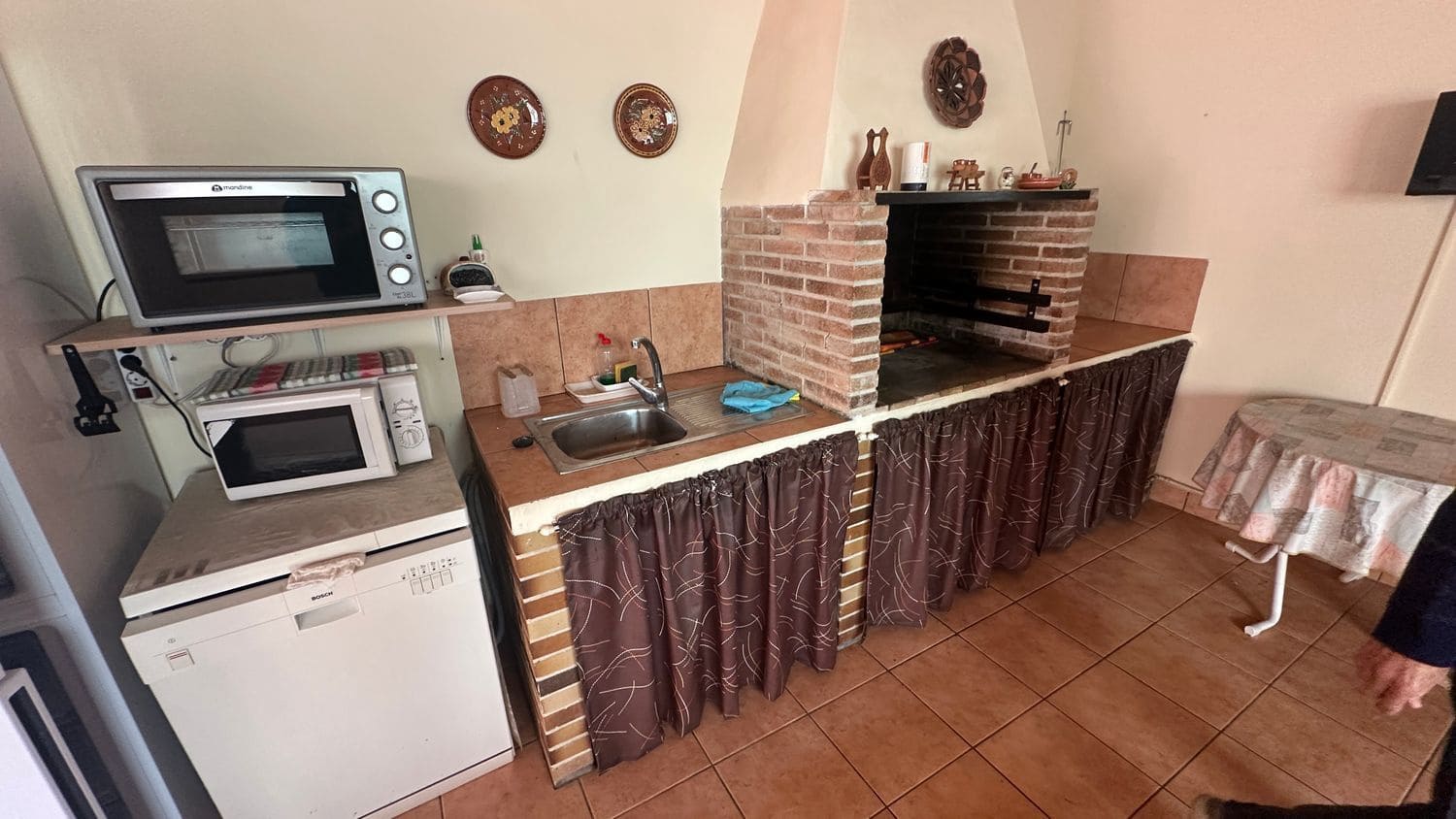 5 bedroom Townhouse for sale in Formentera del Segura with garage - € 377,500 (Ref: 9676720)