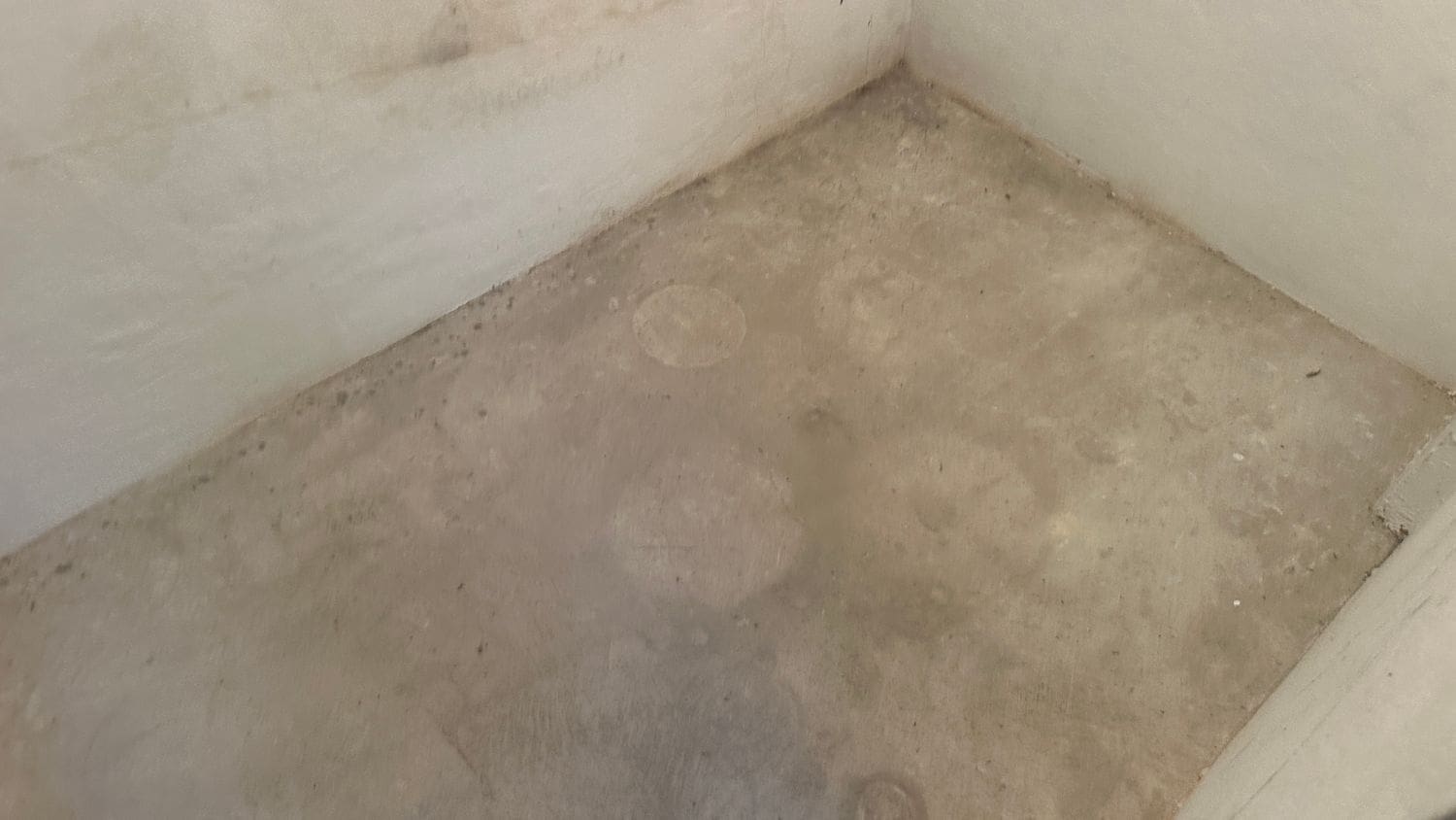 Garage for sale in Rojales - € 12,000 (Ref: 9700350)