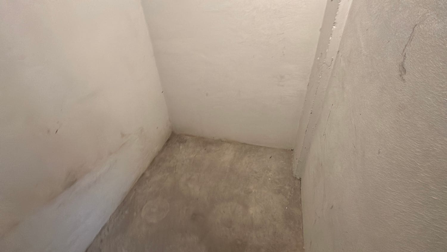 Garage for sale in Rojales - € 12,000 (Ref: 9700350)