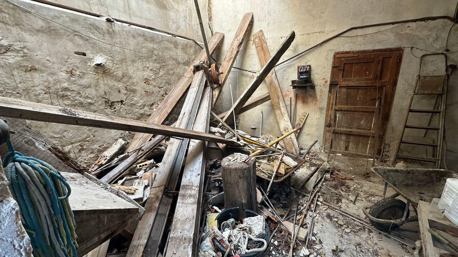 3 bedroom Villa for sale in Rojales with garage - € 135,000 (Ref: 9721050)