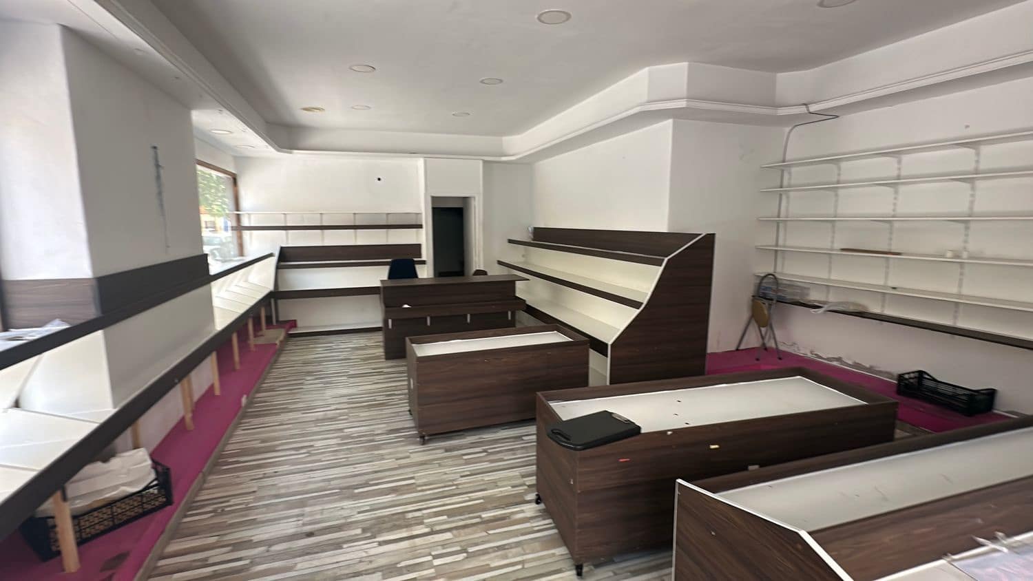 Kommersiell til leie i Almoradi - € 800 (Ref: 9819841)