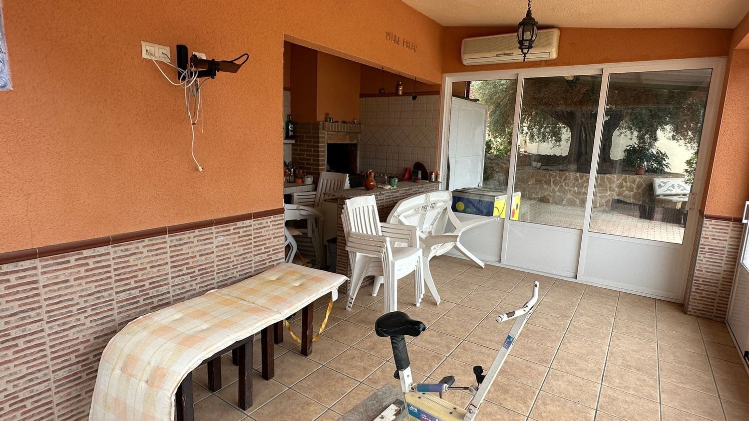 3 bedroom Villa for rent in Orihuela with pool garage - € 1,000 (Ref: 9824264)