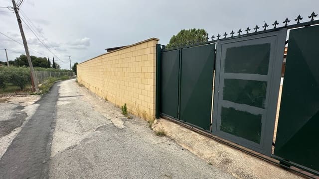 Chalet de 3 habitaciones en La Murada - Los Vicentes, Orihuela en alquiler con piscina garaje - 1.000 € (Ref: 9824264)