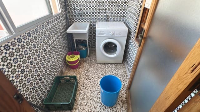 3 Zimmer Apartment zu verkaufen in Playa del Acequión, Torrevieja mit Garage - 140.000 € (Ref: 9895557)