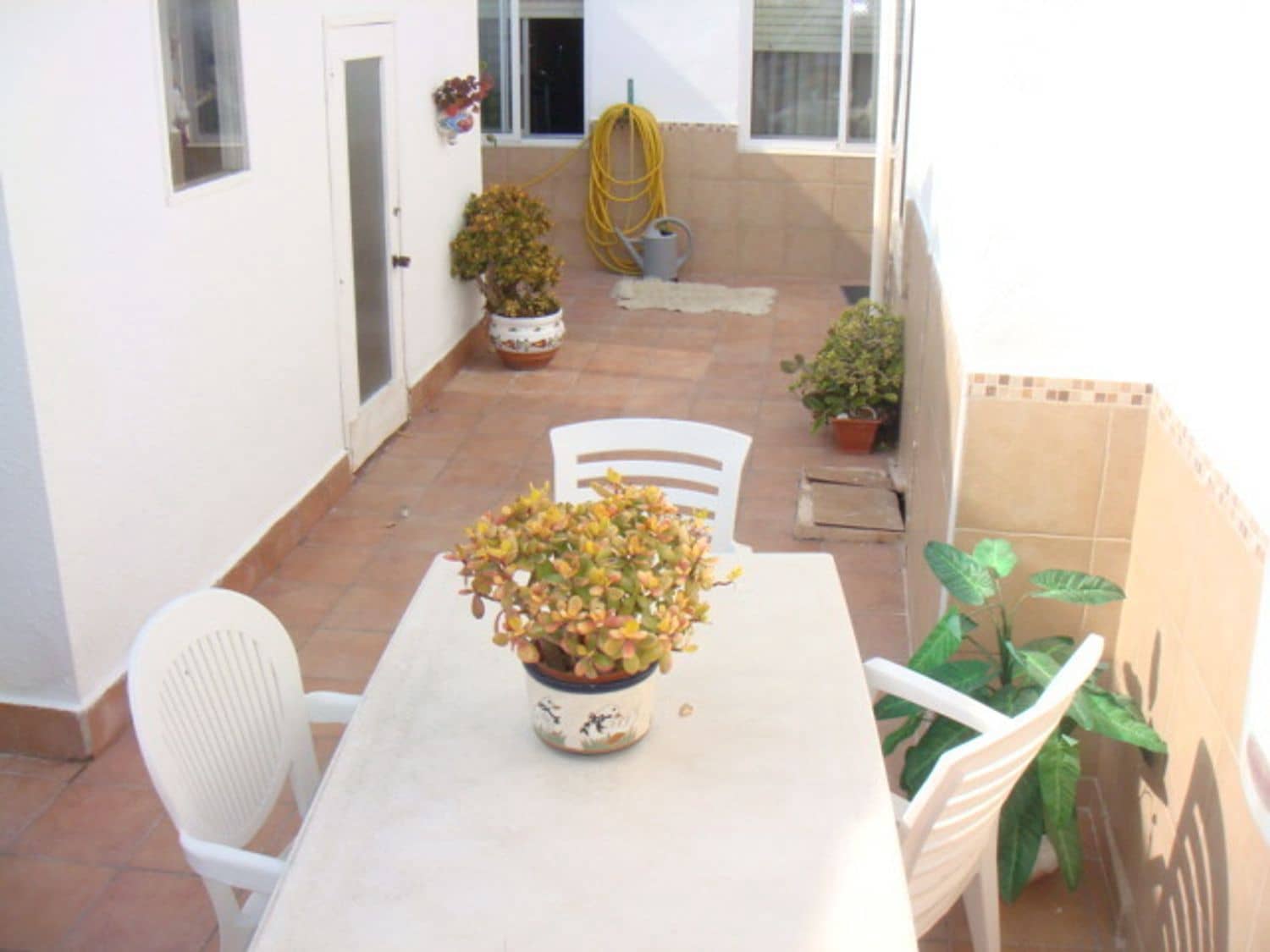 3 makuuhuone Maalaistalo vuokrattavana paikassa Orihuela mukana 
autotalli - 850 € (Ref: 9946891)