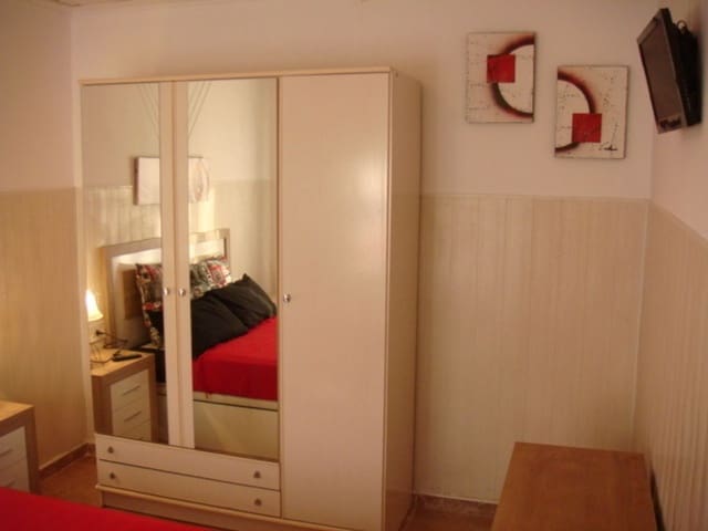 3 makuuhuone Maalaistalo vuokrattavana paikassa Molins - Campaneta - San Bartolomé, Orihuela mukana 
autotalli - 850 € (Ref: 9946891)
