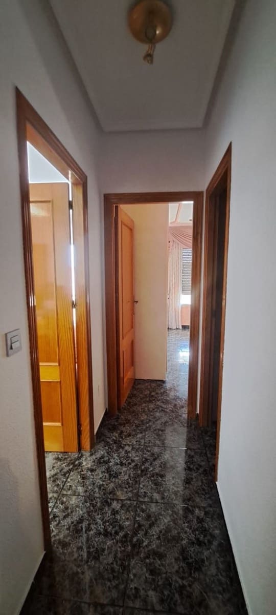 2 slaapkamer Appartement te koop in Orihuela met garage - € 77.900 (Ref: 9999511)