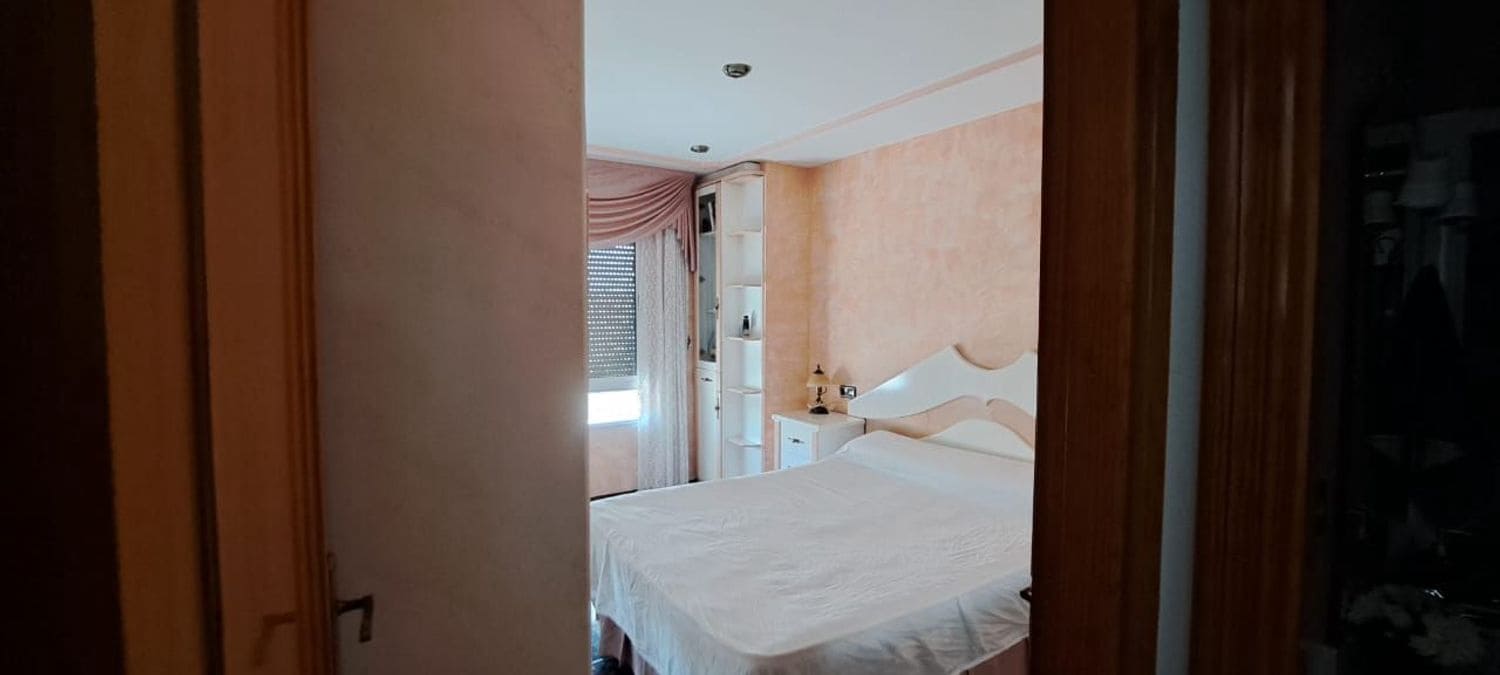 2 slaapkamer Appartement te koop in Orihuela met garage - € 77.900 (Ref: 9999511)