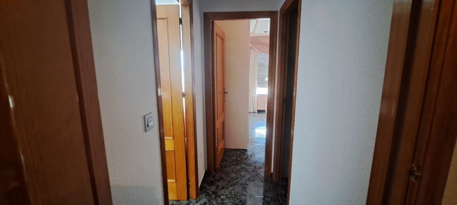 2 slaapkamer Appartement te koop in Orihuela met garage - € 77.900 (Ref: 9999511)
