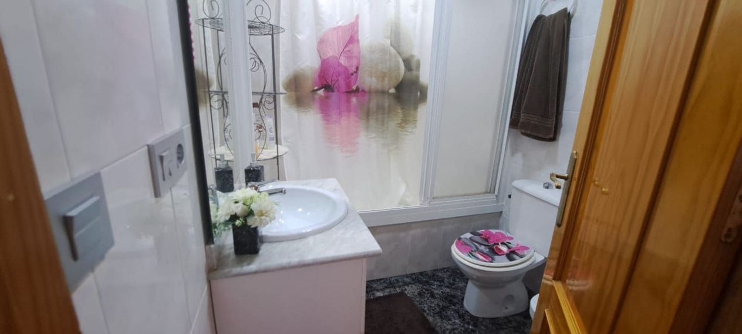 2 slaapkamer Appartement te koop in Orihuela met garage - € 77.900 (Ref: 9999511)
