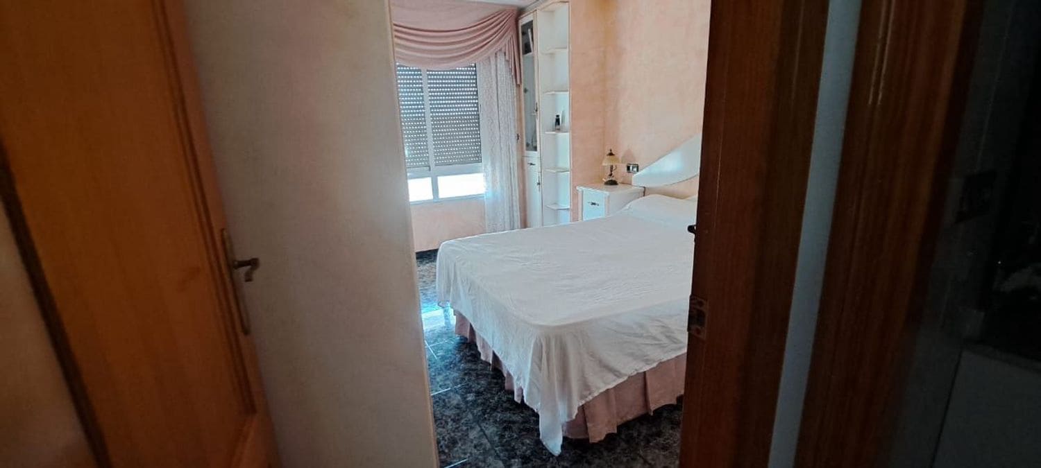 2 slaapkamer Appartement te koop in Orihuela met garage - € 77.900 (Ref: 9999511)
