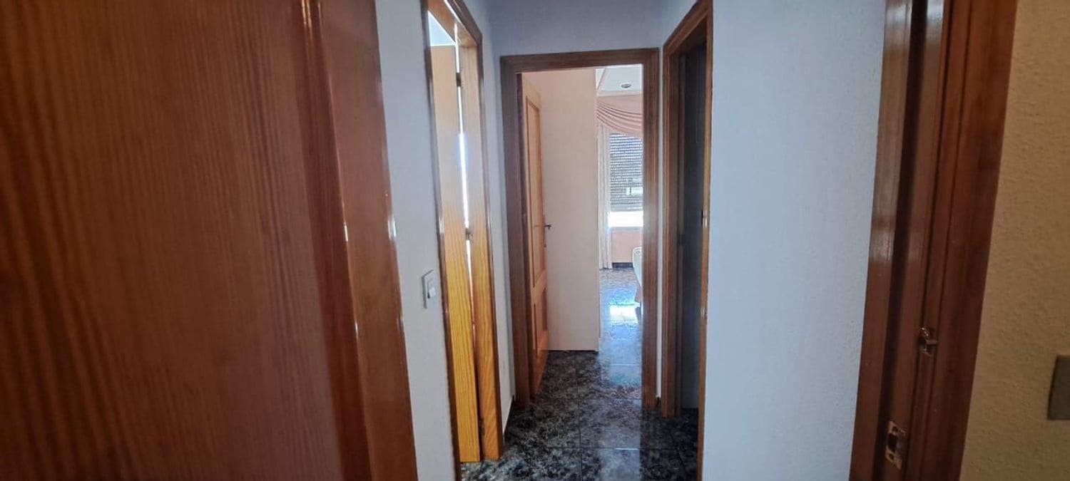 2 slaapkamer Appartement te koop in Orihuela met garage - € 77.900 (Ref: 9999511)