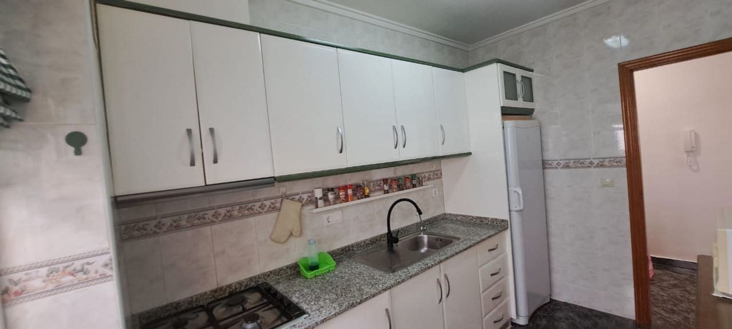 2 slaapkamer Appartement te koop in Orihuela met garage - € 77.900 (Ref: 9999511)