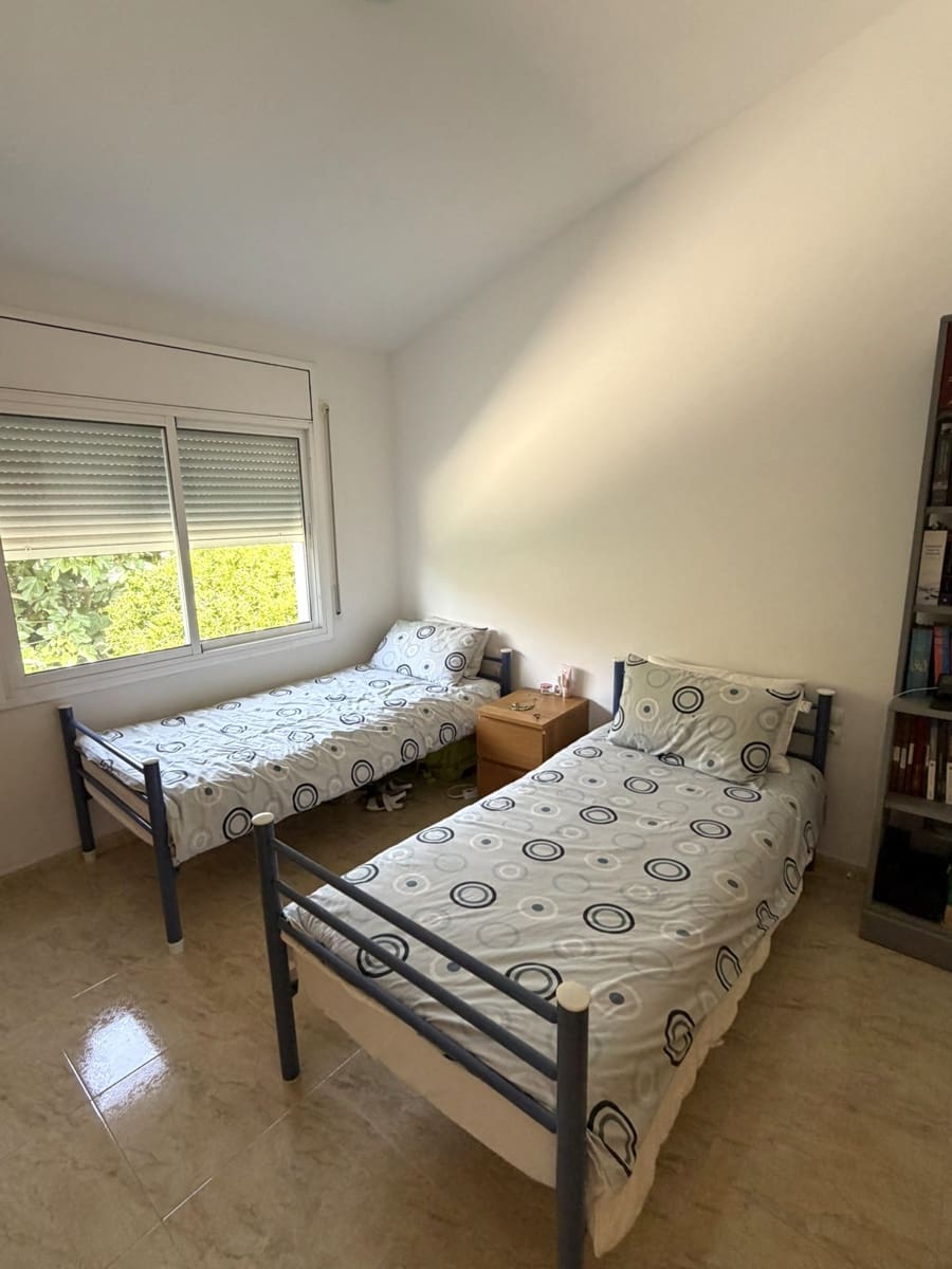 4 slaapkamer Villa te koop in El Perello met zwembad garage - € 398.000 (Ref: 10012229)