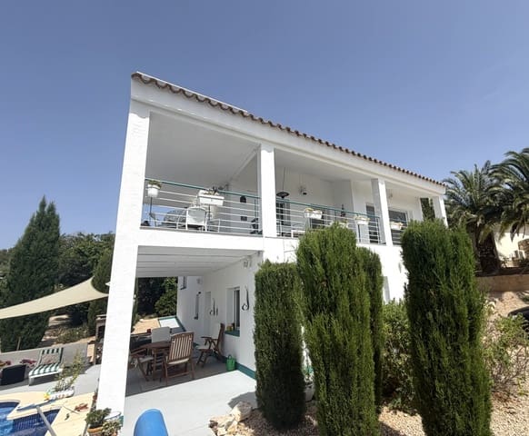 4 slaapkamer Villa te koop in El Perelló met zwembad garage - € 398.000 (Ref: 10012229)