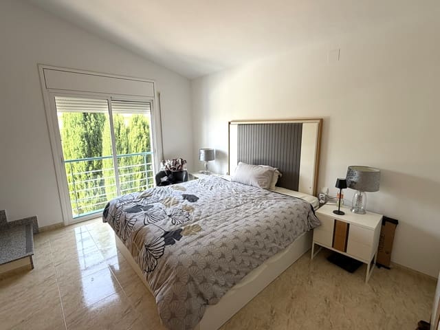4 slaapkamer Villa te koop in El Perelló met zwembad garage - € 398.000 (Ref: 10012229)