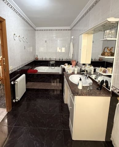 4 sovrum Hus till salu i El Perelló - 325 000 € (Ref: 10018067)