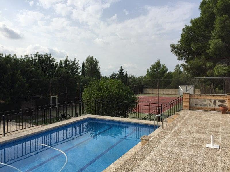 3 soveværelse Villa til salg i Roquetes med swimmingpool - € 465.000 (Ref: 6495358)