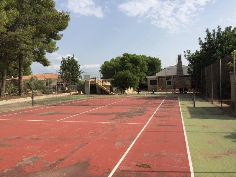 3 bedroom Villa for sale in Roquetes with pool garage - € 465,000 (Ref: 6495358)