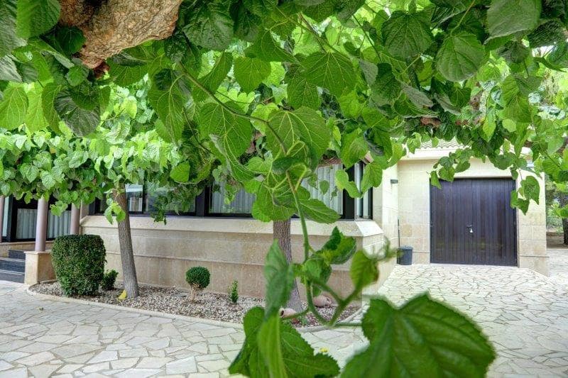3 bedroom Villa for sale in Roquetes with pool garage - € 465,000 (Ref: 6495358)