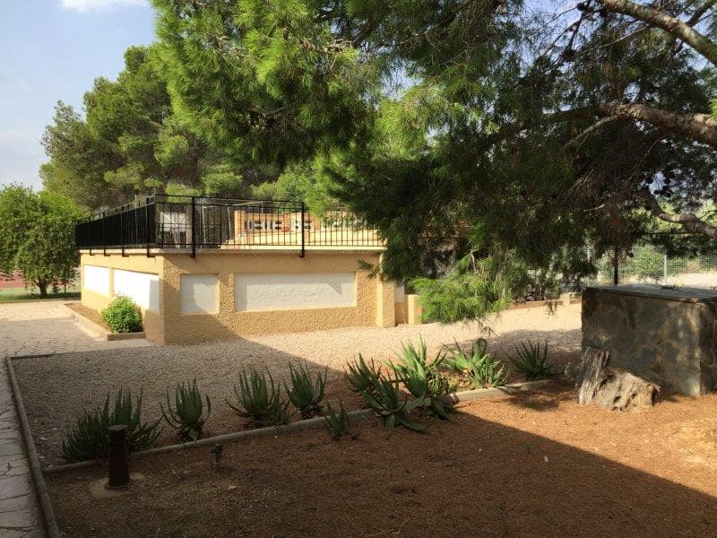 3 bedroom Villa for sale in Roquetes with pool garage - € 465,000 (Ref: 6495358)