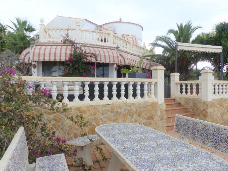 6 sypialnia Willa na sprzedaż w El Perello z basenem garażem - 850 000 € (Ref: 6644410)