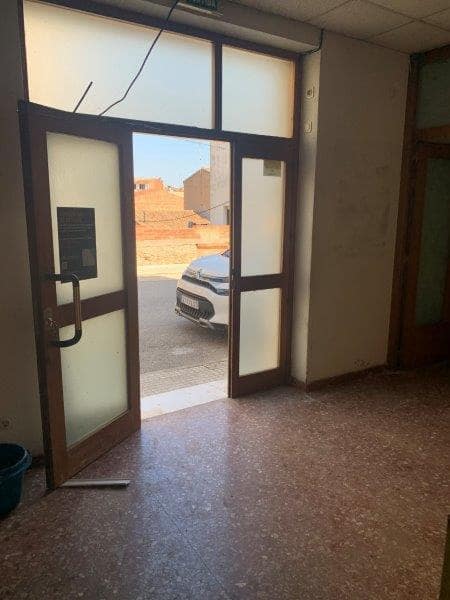 4 soveværelse Byhus til salg i Rasquera med swimmingpool - € 80.000 (Ref: 6997557)