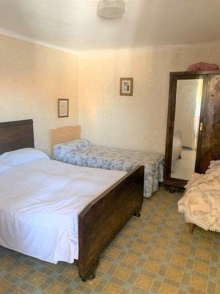 4 soveværelse Byhus til salg i Rasquera med swimmingpool - € 80.000 (Ref: 6997557)