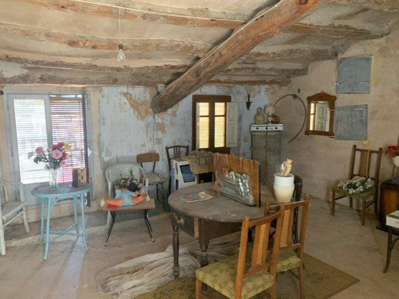 4 soveværelse Byhus til salg i Rasquera med swimmingpool - € 80.000 (Ref: 6997557)