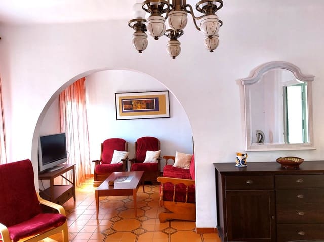 Chalet de 5 habitaciones en L'Ampolla en venta con piscina garaje - 349.900 € (Ref: 8005379)