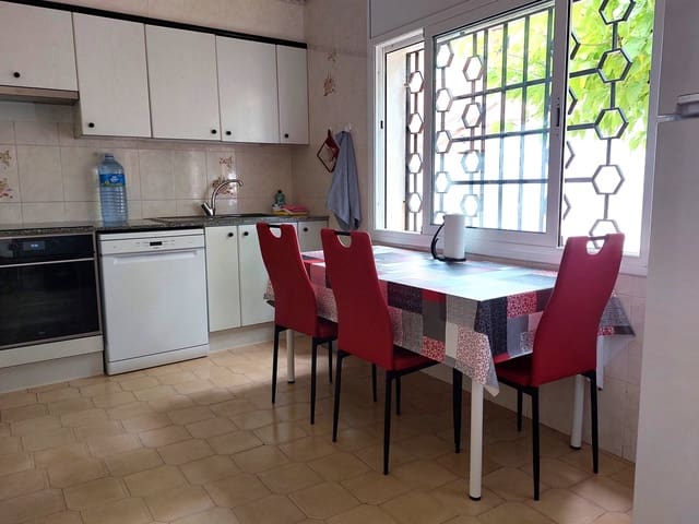 Chalet de 5 habitaciones en L'Ampolla en venta con piscina garaje - 349.900 € (Ref: 8005379)
