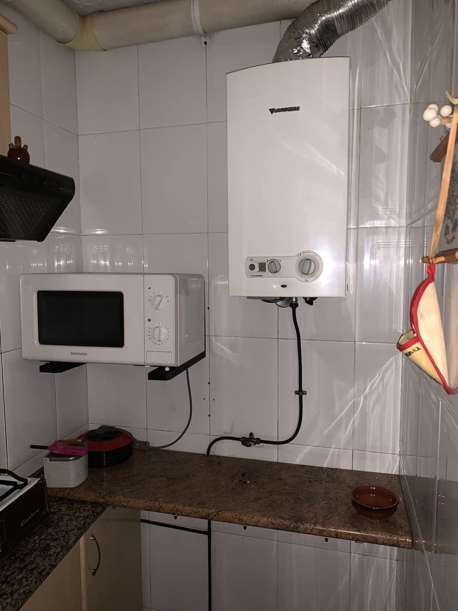 3 soveværelse Byhus til salg i Asco med garage - € 79.000 (Ref: 8643919)