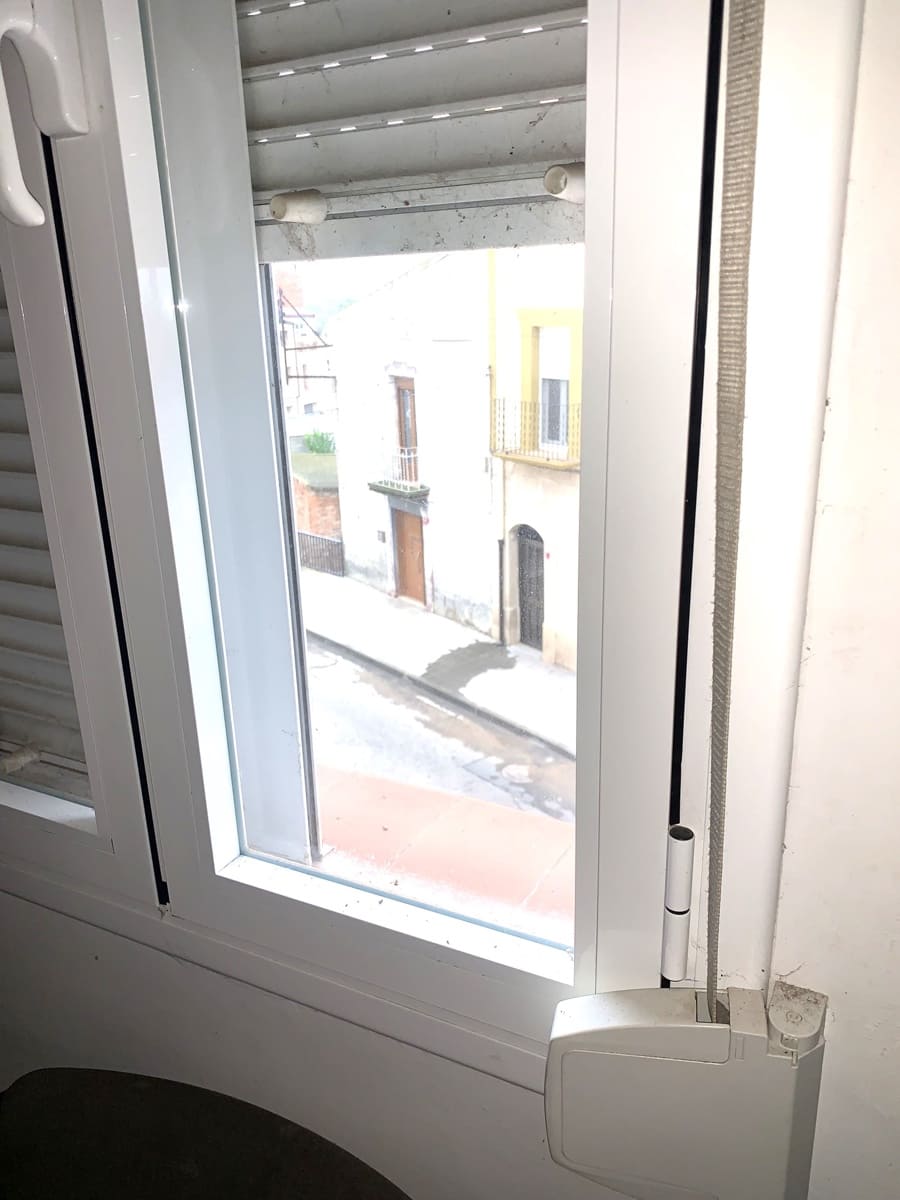 3 soveværelse Byhus til salg i Asco med garage - € 79.000 (Ref: 8643919)