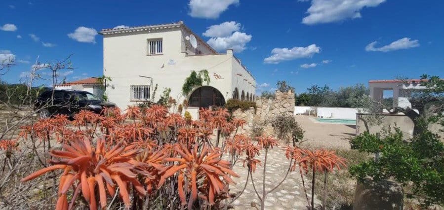 3 soverom Finca/Herregård til salgs i L'Ametlla de Mar med svømmebasseng garasje - € 410 000 (Ref: 8823575)