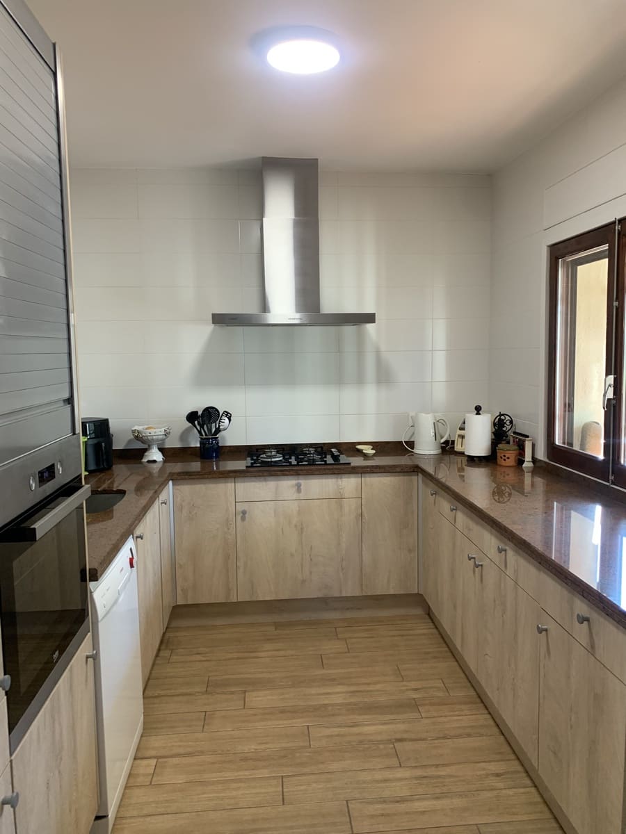 3 soveværelse Finca/Landehus til salg i Tortosa med garage - € 299.500 (Ref: 8886891)